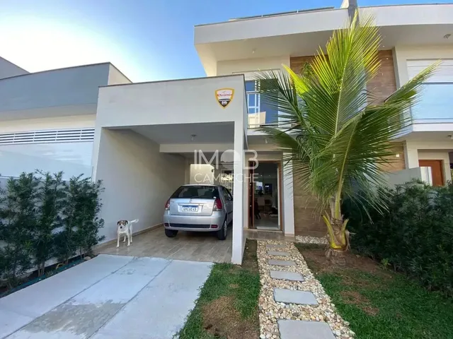 Imagem 1: Casa com 3 Dormitórios À Venda no Ribeirão da Ilha