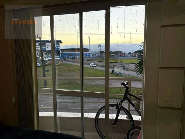 Imagem 5: Apartamento Mobiliado de 3 Dormitórios, Sendo 1 Suíte, no Carianos