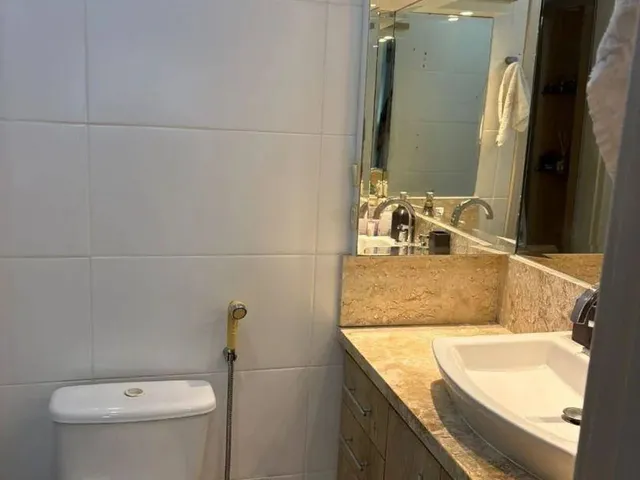 Imagem 10: Apartamento Mobiliado de 3 Dormitórios, Sendo 1 Suíte, no Carianos