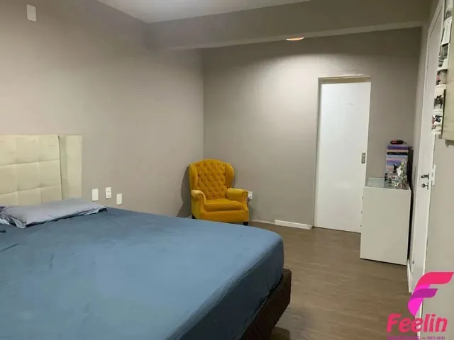 Imagem 14: Casa Semi Mobiliada, com 5 Dormitórios