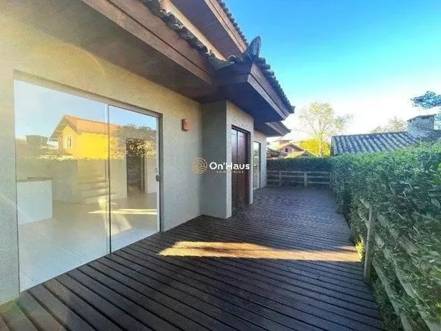Imagem 13: Casa com 2 Dormitórios À Venda R$ 1.790.000,00 no Rio Tavares - Florianópolis