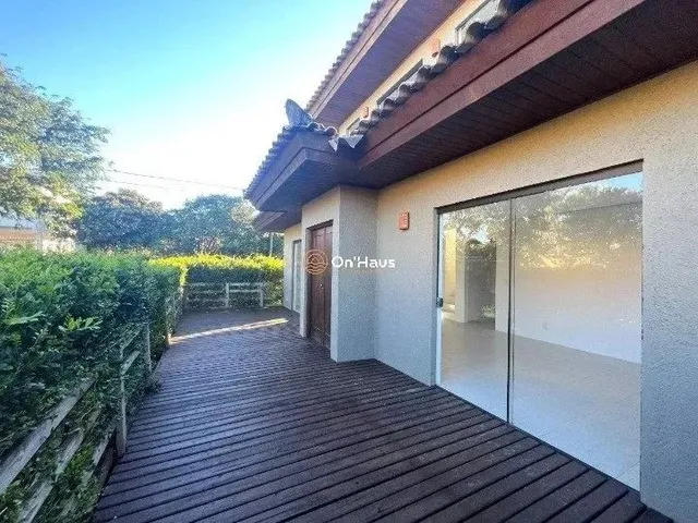 Imagem 12: Casa com 2 Dormitórios À Venda R$ 1.790.000,00 no Rio Tavares - Florianópolis