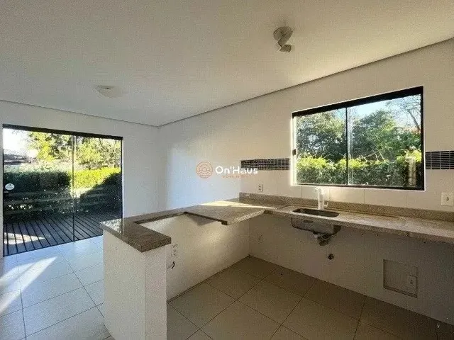 Imagem 11: Casa com 2 Dormitórios À Venda R$ 1.790.000,00 no Rio Tavares - Florianópolis