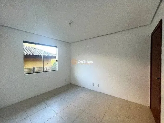 Imagem 3: Casa com 2 Dormitórios À Venda R$ 1.790.000,00 no Rio Tavares - Florianópolis