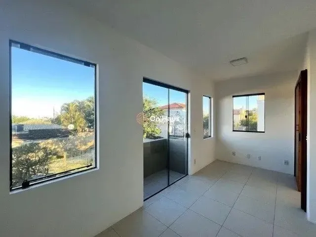 Imagem 10: Casa com 2 Dormitórios À Venda R$ 1.790.000,00 no Rio Tavares - Florianópolis