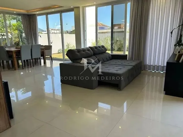 Imagem 4: Casa de 4 Suítes À Venda no Campeche, Florianópolis