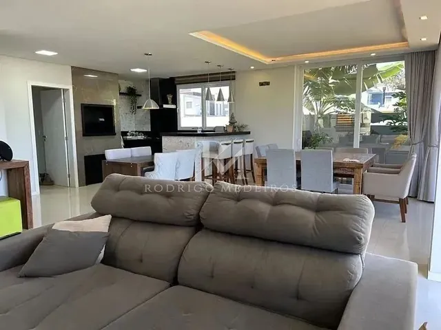 Imagem 7: Casa de 4 Suítes À Venda no Campeche, Florianópolis