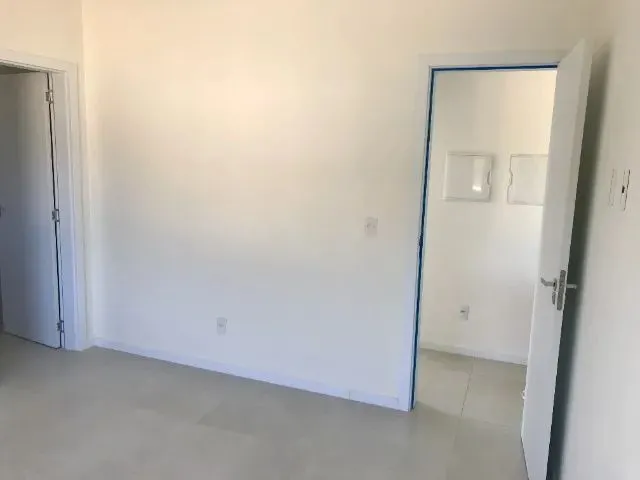 Imagem 11: Apartamento no Ribeirão da Ilha - 2 Suítes e Vaga Coberta