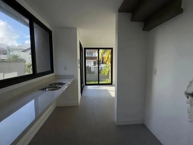 Imagem 2: Casa de 3 Dormitórios À Venda no Campeche