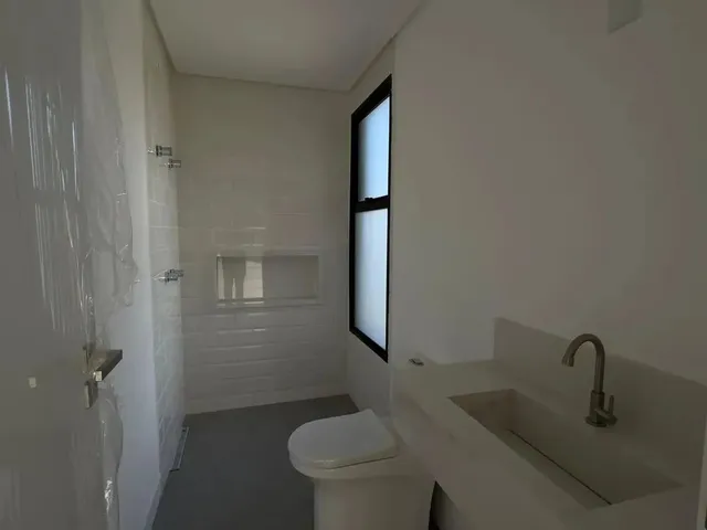 Imagem 6: Casa de 3 Dormitórios À Venda no Campeche