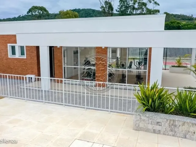 Imagem 11: Casa com 03 Dormitórios em Condomínio Clube no Morro das Pedras