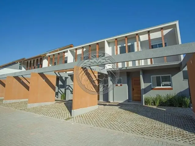 Imagem 7: Casa com 03 Dormitórios em Condomínio Clube no Morro das Pedras