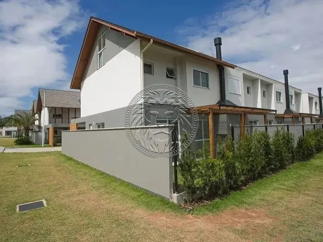 Imagem 13: Casa com 03 Dormitórios em Condomínio Clube no Morro das Pedras