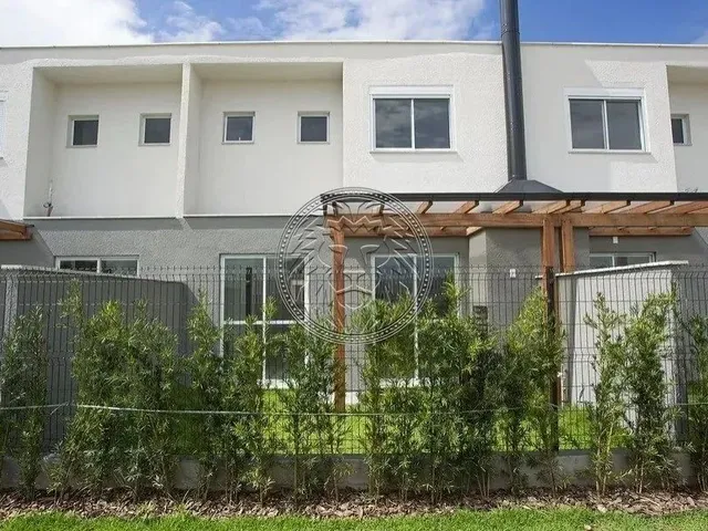 Imagem 4: Casa com 03 Dormitórios em Condomínio Clube no Morro das Pedras