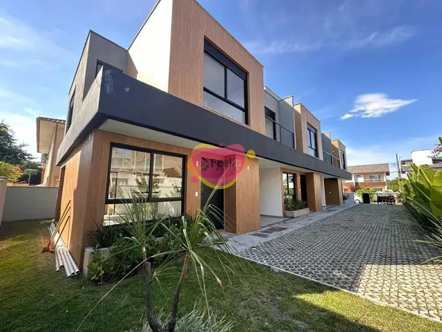 Imagem 1: Casa para Venda em Florianópolis, Campeche, 3 Dormitórios, 1 Suíte, 2 Banheiros, 1 Vaga