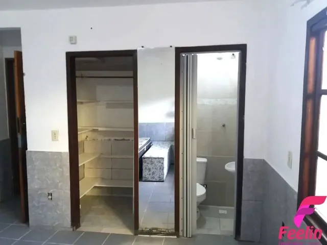 Imagem 8: Casa com 6 Dormitórios | Ribeirão da Ilha