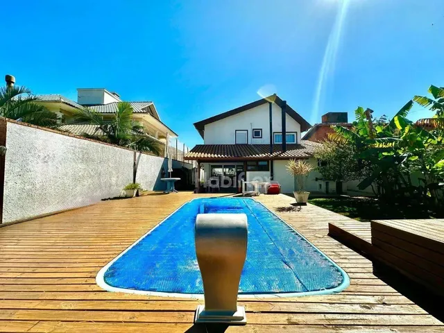 Imagem: Casa em Condomínio com 4 Dormitórios e