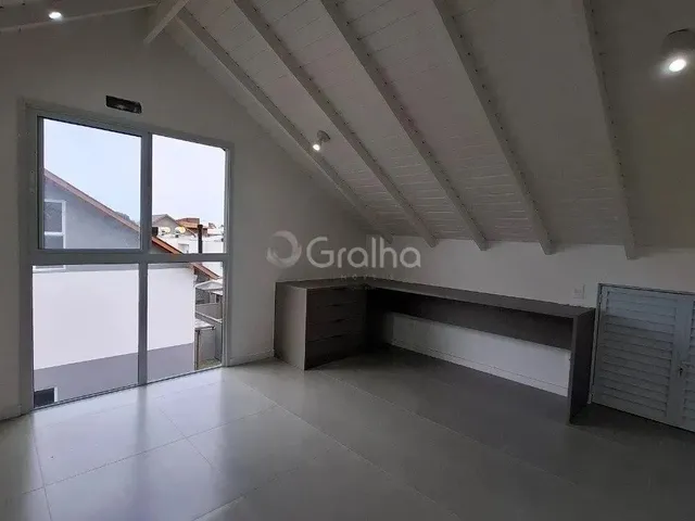Imagem 4: Casa para Venda em Florianópolis, Morro das Pedras, 3 Dormitórios, 1 Suíte, 3