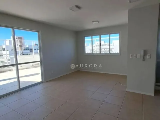 Imagem 1: Cobertura com 3 Dormitórios À Venda, 172 M² por R$ 2.100.000,00 - Campeche