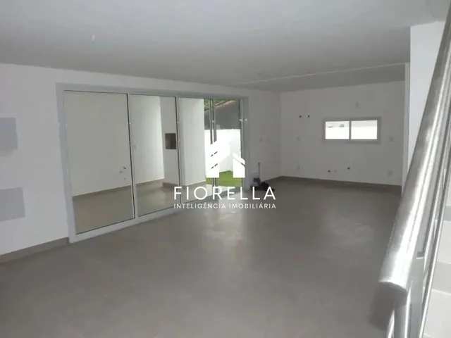 Imagem 3: Casa com 140M² À Venda no Ribeirão da Ilha - Sc
