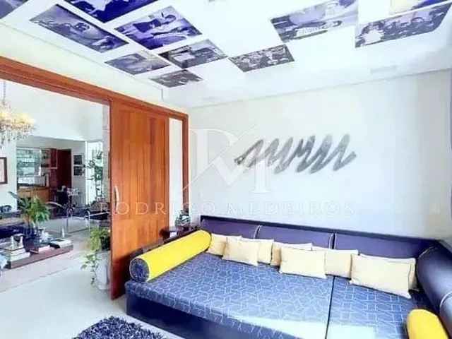 Imagem 14: Casa À Venda no Campeche, Florianópolis, em Condomínio com 5 Suítes e Lazer Completo