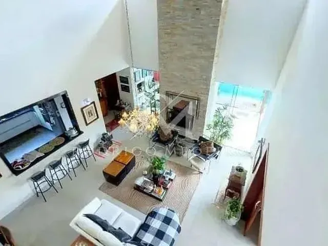 Imagem 8: Casa À Venda no Campeche, Florianópolis, em Condomínio com 5 Suítes e Lazer Completo