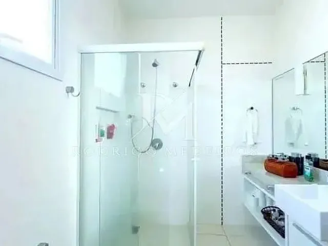 Imagem 11: Casa À Venda no Campeche, Florianópolis, em Condomínio com 5 Suítes e Lazer Completo