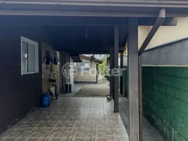 Imagem 1: Casa À Venda Servidão Idelfonso Caetano Melo, Carianos - Florianópolis