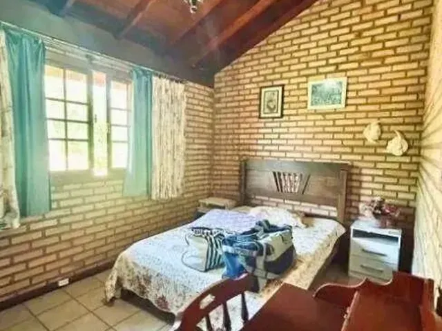 Imagem 2: Casa Rústica Próxima À Praia do Morro das Pedras
