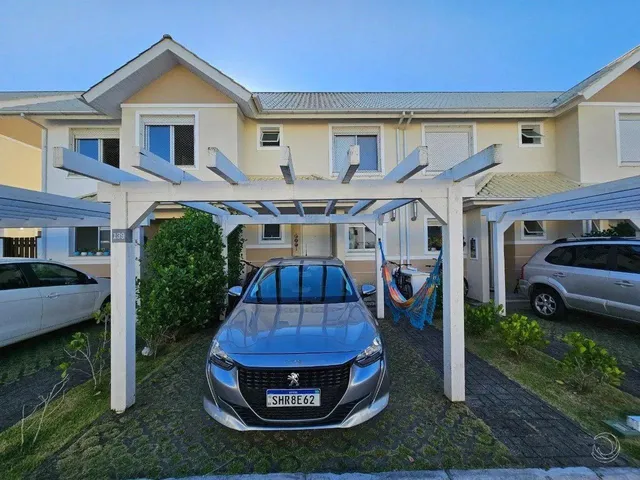 Imagem 2: Casa para Venda em Florianópolis, Morro das Pedras, 2 Dormitórios, 1 Suíte, 3