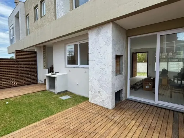 Imagem 9: À Venda Casa em condomínio com 3 dormitórios