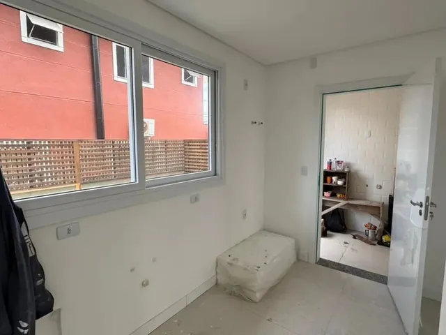 Imagem 8: À Venda Casa em condomínio com 3 dormitórios