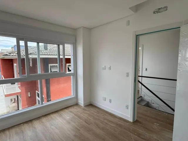 Imagem 12: À Venda Casa em condomínio com 3 dormitórios