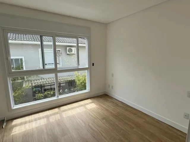 Imagem 4: À Venda Casa em condomínio com 3 dormitórios