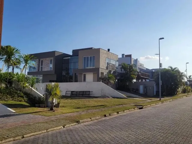Imagem 11: Casa para Venda em Florianópolis, Morro das Pedras, 5 Dormitórios, 3 Suítes, 4