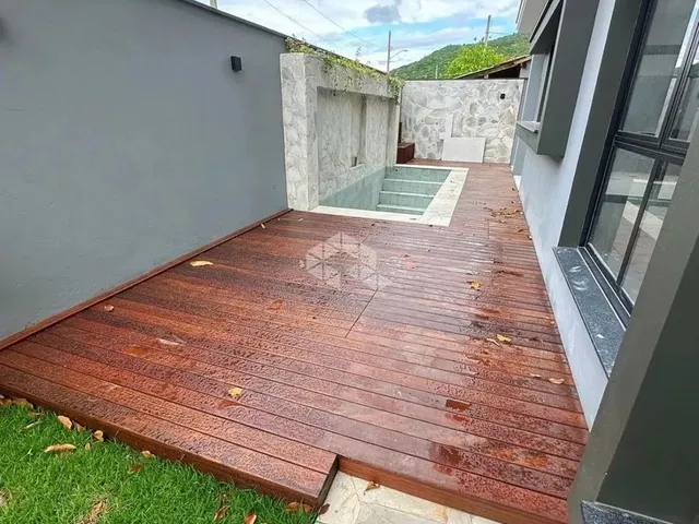 Imagem 5: Casa Duplex com 3 Suítes no Morro das Pedras - Florianópolis/Sc