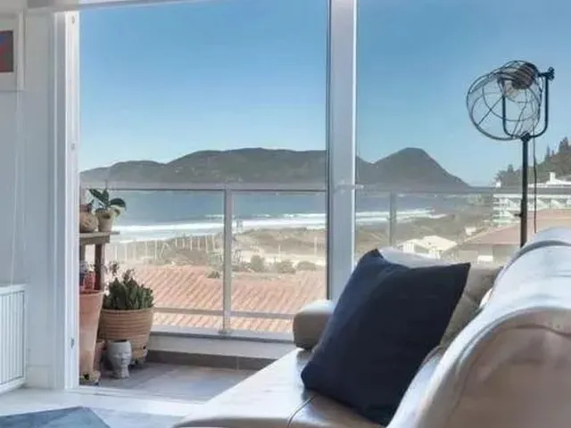 Imagem 6: Apartamento para Venda em Florianópolis, Morro das Pedras, 2 Dormitórios, 1 Suíte, 2