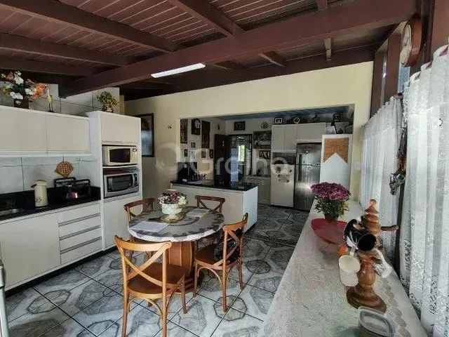 Imagem: Casa Residencial com 3 Quartos e 167M²
