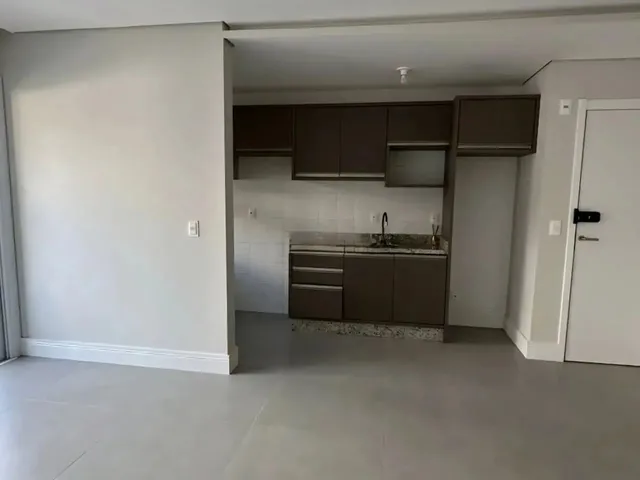 Imagem 5: Imóvel para Venda Possui 67 Metros Quadrados com 2 Quartos em Ribeirão da Ilha