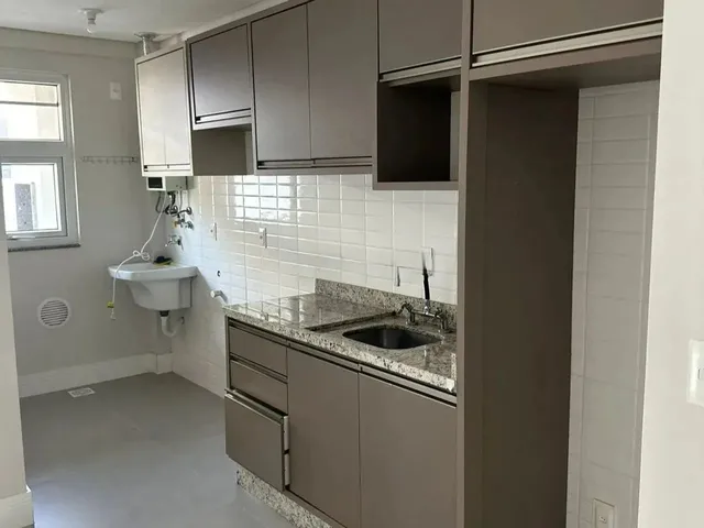 Imagem 3: Imóvel para Venda Possui 67 Metros Quadrados com 2 Quartos em Ribeirão da Ilha