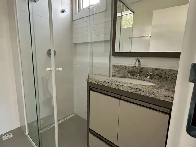 Imagem 8: Imóvel para Venda Possui 67 Metros Quadrados com 2 Quartos em Ribeirão da Ilha