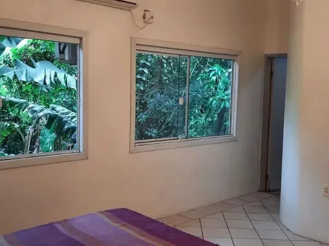 Imagem 15: Casa com 4 Dormitório no Bairro Campeche