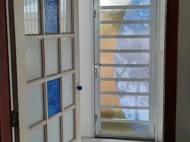 Imagem 3: Casa com 4 Dormitório no Bairro Campeche