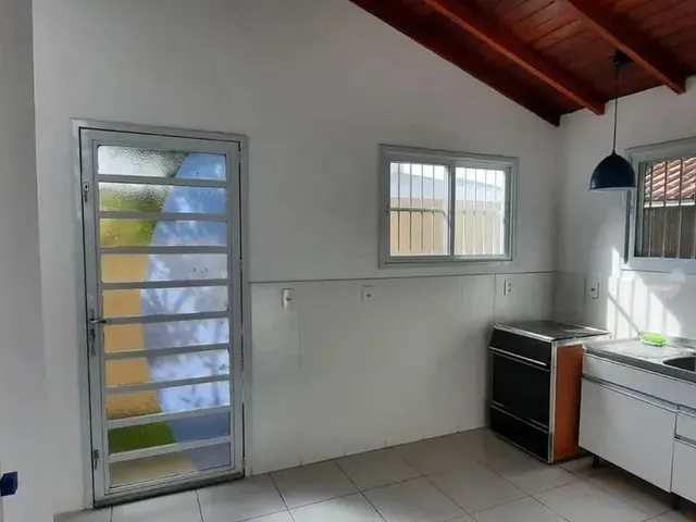 Imagem 12: Casa com 4 Dormitório no Bairro Campeche