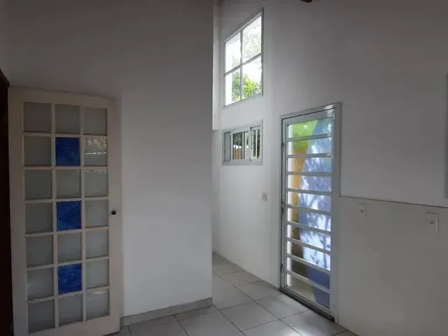 Imagem 9: Casa com 4 Dormitório no Bairro Campeche