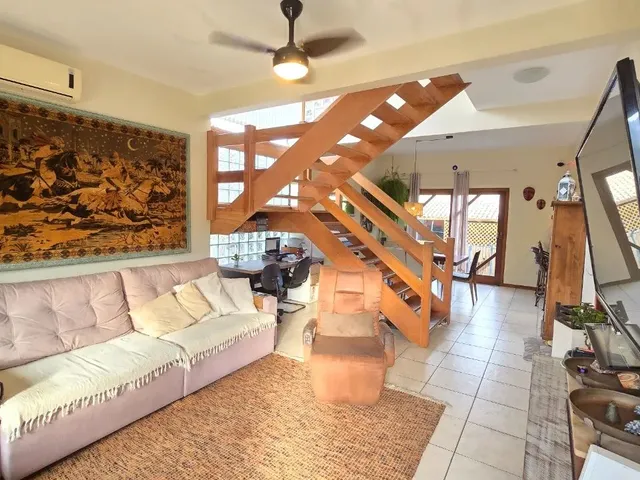 Imagem 6: Casa Individual 3 Quartos À Venda com Edícula, 218,08M² - Armação do Pântano do Sul