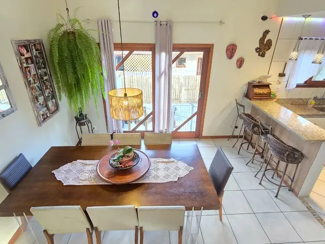 Imagem 14: Casa Individual 3 Quartos À Venda com Edícula, 218,08M² - Armação do Pântano do Sul