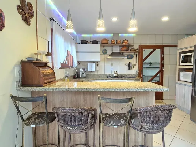 Imagem 7: Casa Individual 3 Quartos À Venda com Edícula, 218,08M² - Armação do Pântano do Sul