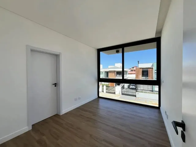Imagem 14: Casa para Venda em Florianópolis, Rio Tavares, 3 Dormitórios, 3 Suítes, 5 Banheiros, 4
