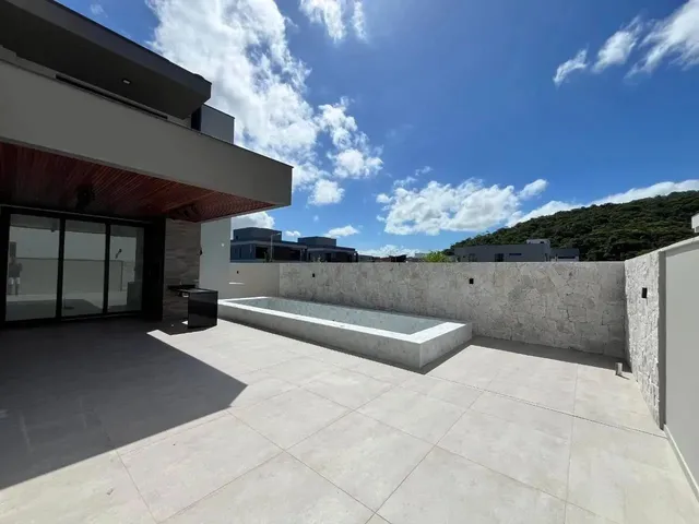 Imagem 15: Casa para Venda em Florianópolis, Rio Tavares, 3 Dormitórios, 3 Suítes, 5 Banheiros, 4